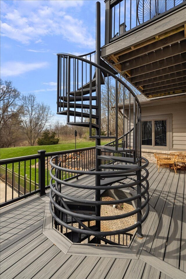 1194 Eagle Nest, Milford, MI 48381 - wooden deck with stairs