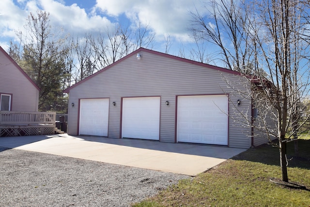 view of detached garage