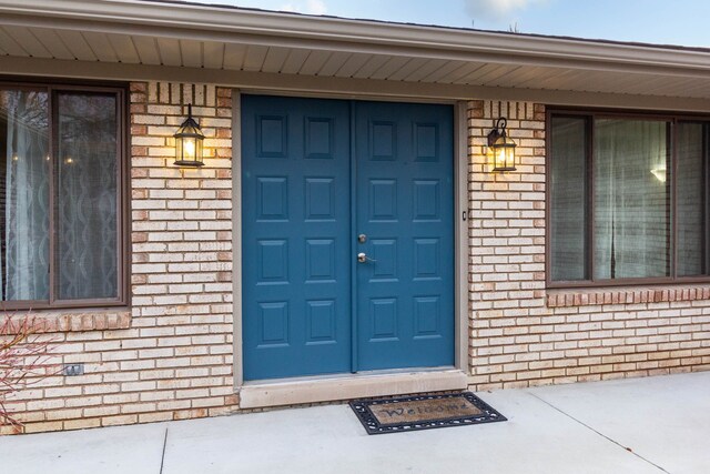 46498 Houghton Dr, Shelby, MI 48315 - property entrance featuring brick siding