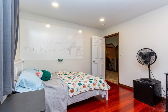 46498 Houghton Dr, Shelby, MI 48315 - bedroom with wood finished floors, baseboards, and recessed lighting