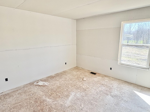 8284 Kettle Oak Dr, Alto, MI 49302 - view of spare room