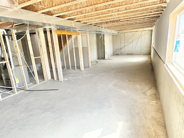 8284 Kettle Oak Dr, Alto, MI 49302 - view of below grade area