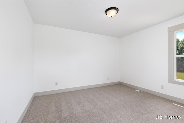 8284 Kettle Oak Dr, Alto, MI 49302 - photo 17