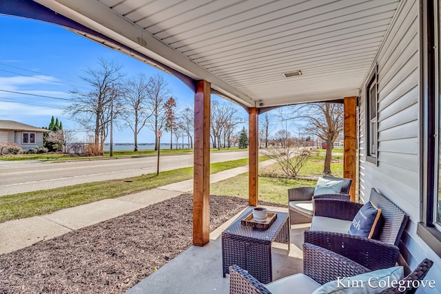 view of patio with an outdoor hangout area