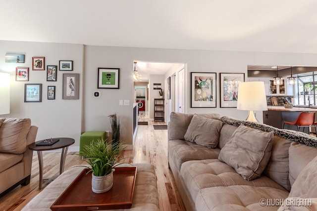 2376 Bob White Ct SE, Grand Rapids, MI 49546 - living area with light wood-style flooring