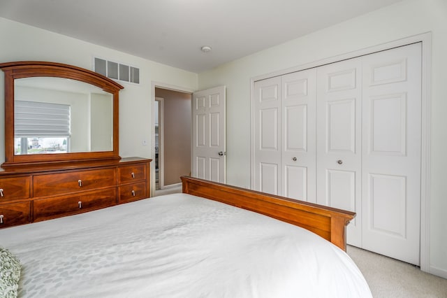 3885 Silver Charm Ln, Howell, MI 48843 - carpeted bedroom featuring a closet
