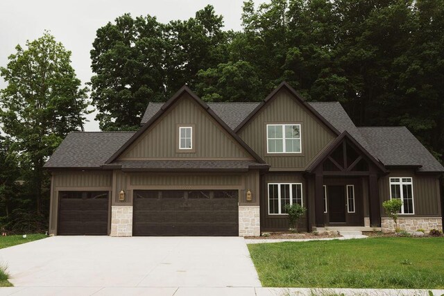 1942 Creekside Dr SW, Byron Center, MI 49315