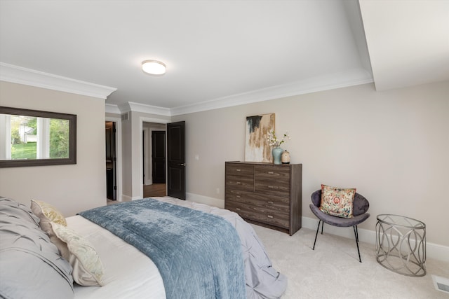 245 Chestnut Cir, Bloomfield Hills, MI 48304 - bedroom with ornamental molding, light carpet, and baseboards