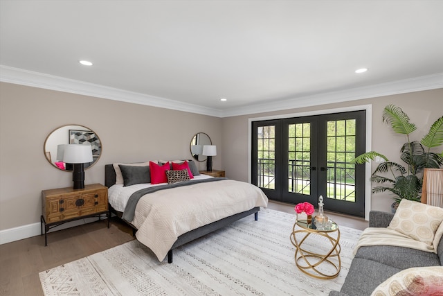 245 Chestnut Cir, Bloomfield Hills, MI 48304 - bedroom featuring french doors, wood finished floors, access to exterior, recessed lighting, and ornamental molding