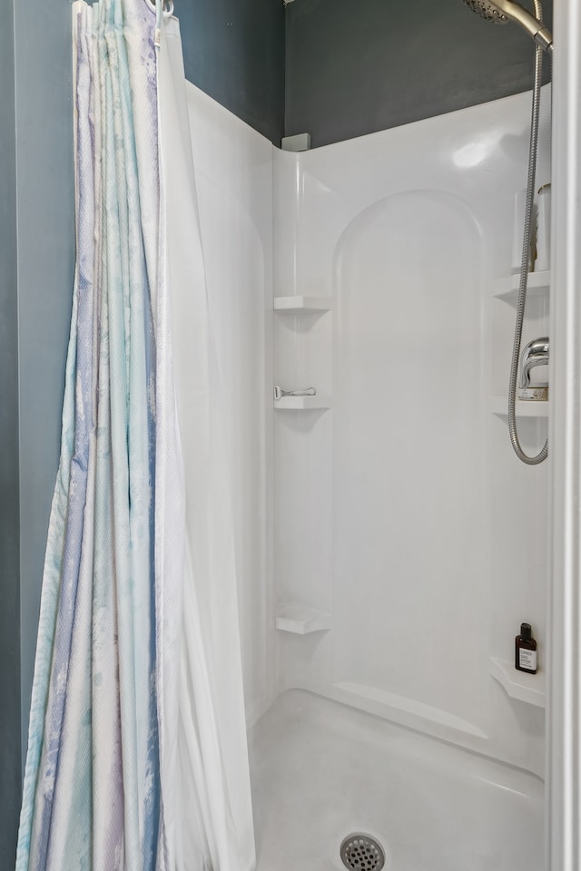 1826 Poppleton Dr, West Bloomfield, MI 48324 - full bath with a stall shower