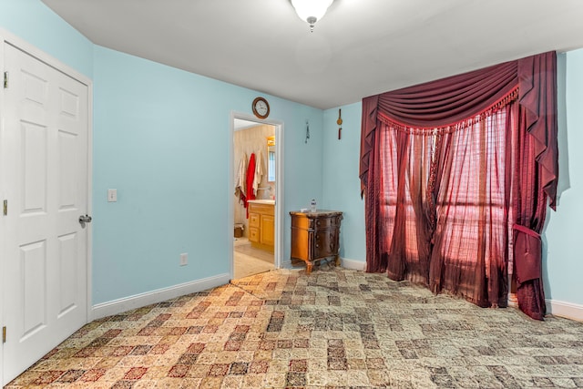 6624 Mead St, Dearborn, MI 48126 - unfurnished room with baseboards