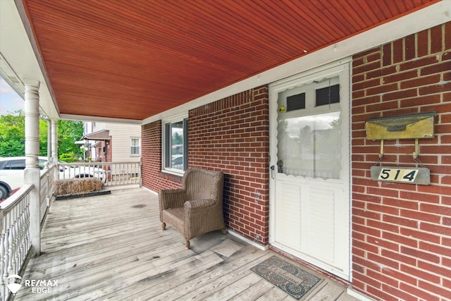 514 Chalmers St, Flint, MI 48503 - view of wooden porch