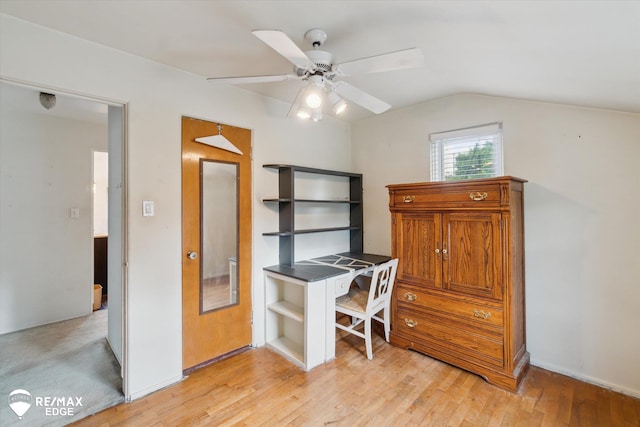 514 Chalmers St, Flint, MI 48503 - office area featuring vaulted ceiling, light wood finished floors, and ceiling fan