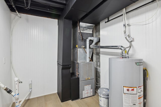 323 13th St, Plainwell, MI 49080 - utilities featuring gas water heater