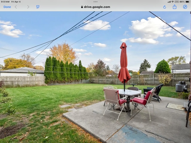 27908 Ryan Rd, Warren, MI 48092 - view of patio with outdoor dining area