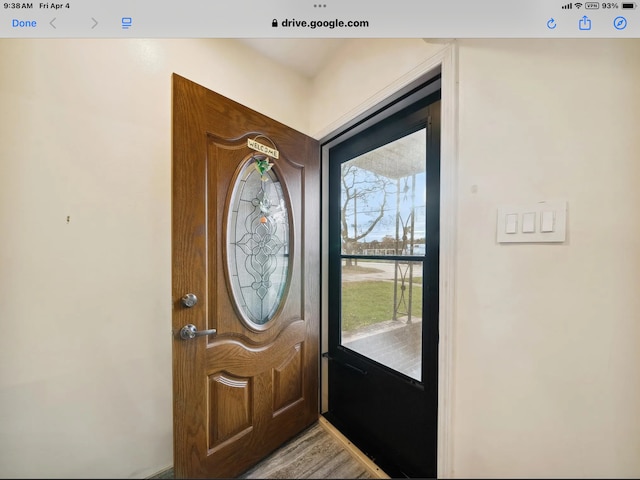 27908 Ryan Rd, Warren, MI 48092 - view of entryway