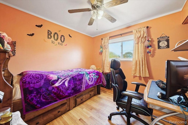 27908 Ryan Rd, Warren, MI 48092 - bedroom with light wood finished floors, ornamental molding, a desk, and ceiling fan