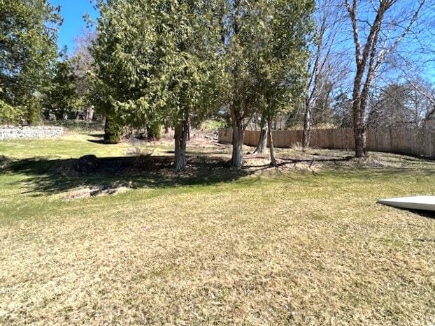 7000 Hillside Dr, Clarkston, MI 48346