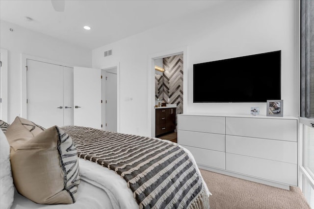 248 Alfred St, Detroit, MI 48201 - carpeted bedroom featuring visible vents, recessed lighting, ensuite bath, and a closet