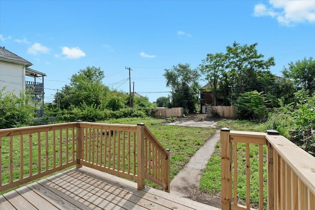 592 Leicester, Detroit, MI 48202 - view of deck