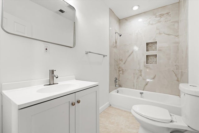 592 Leicester, Detroit, MI 48202 - full bath featuring toilet, vanity, shower / washtub combination, and recessed lighting