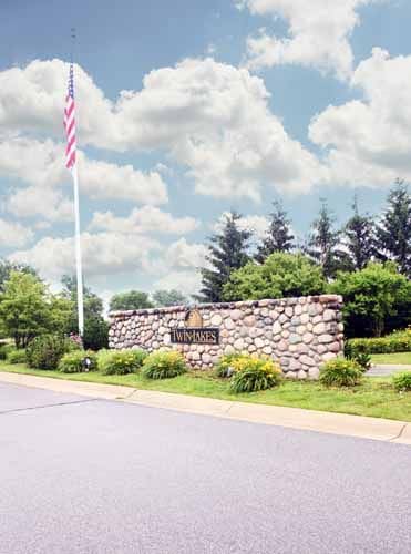 2434 Pebble Beach Dr, Oakland, MI 48363 - view of community sign