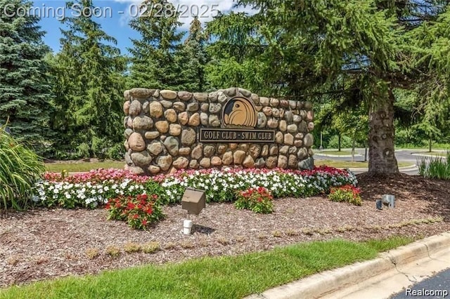 2434 Pebble Beach Dr, Oakland, MI 48363 - view of community / neighborhood sign