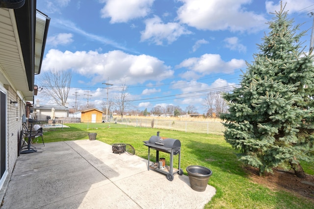 11151 Brougham Dr, Sterling Heights, MI 48312 - view of patio with a fenced backyard and area for grilling