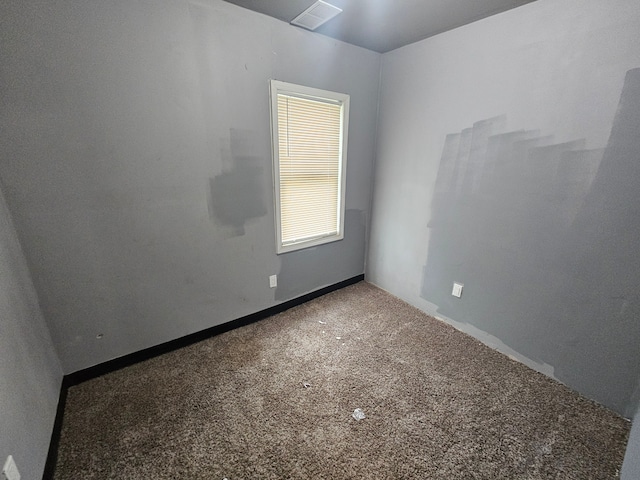 494 Polk Ave, River Rouge, MI 48218 - carpeted empty room with visible vents