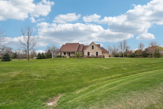 view of yard with a garage