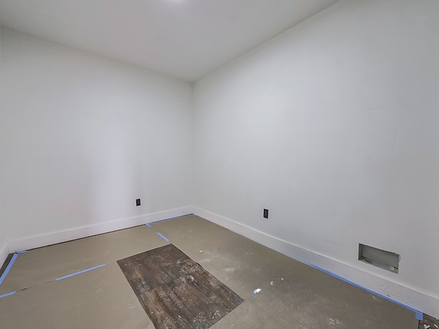 11765 Glenfield St, Detroit, MI 48213 - unfurnished room with concrete floors and baseboards