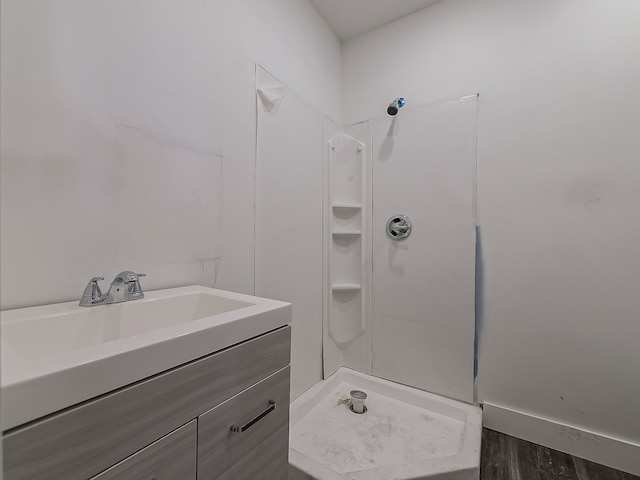 11765 Glenfield St, Detroit, MI 48213 - full bath with a shower stall and vanity
