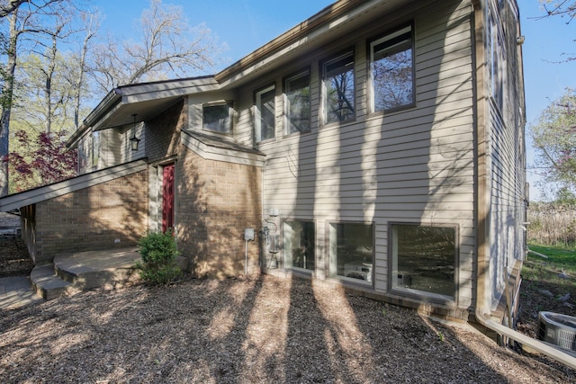 2996 Loon Lake Shores Rd, Waterford, MI 48329 - photo 3