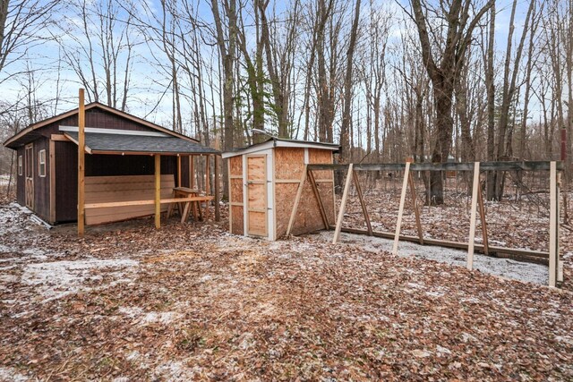 9341 W M-115, Mesick, MI 49668 - view of poultry coop