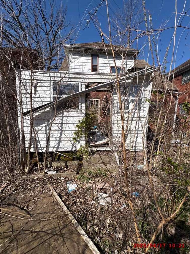 5108 Grayton St, Detroit, MI 48224 - photo 10