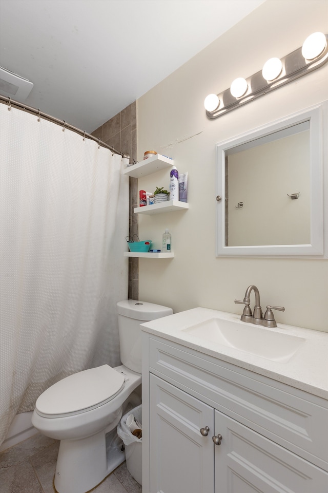 full bath featuring tile patterned floors, vanity, a shower with curtain, and toilet