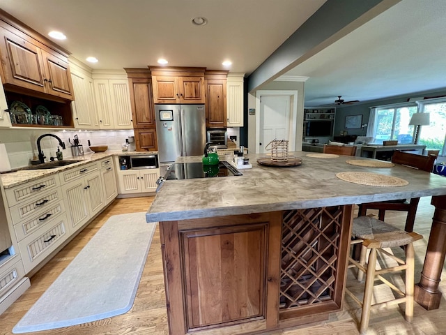116 W Hill St, Leland, MI 49654