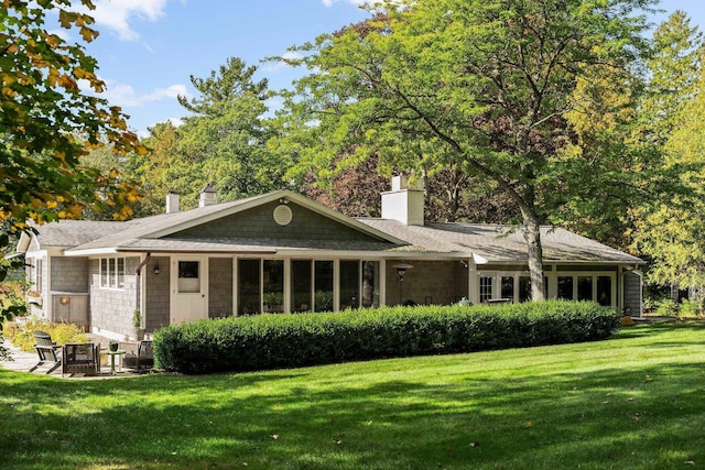 116 W Hill St, Leland, MI 49654