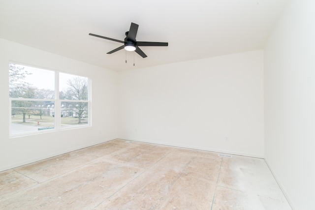 20233 Sunset Ave, Livonia, MI 48152 - unfurnished room with ceiling fan