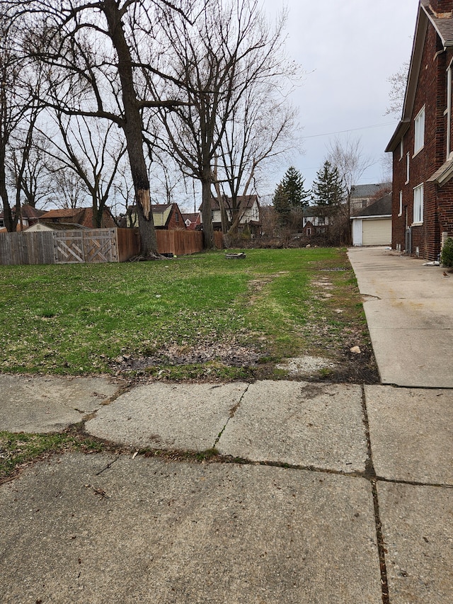 6111 Yorkshire Rd, Detroit, MI 48224