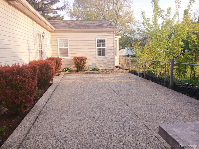 20446 Williamson St, Clinton Township, MI 48035 - view of patio