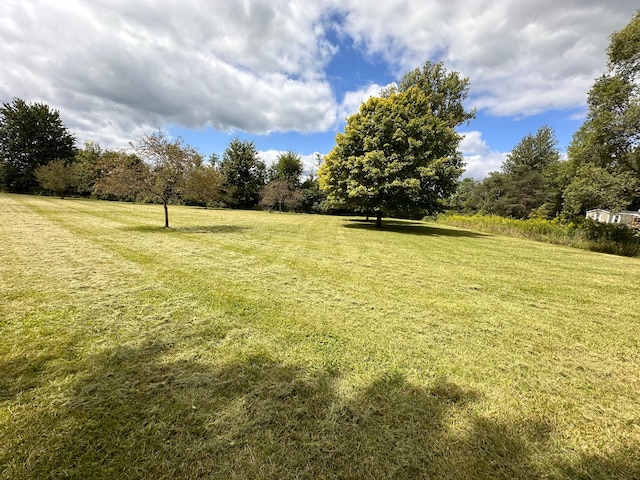 8833 Brewer Rd, Millington, MI 48746