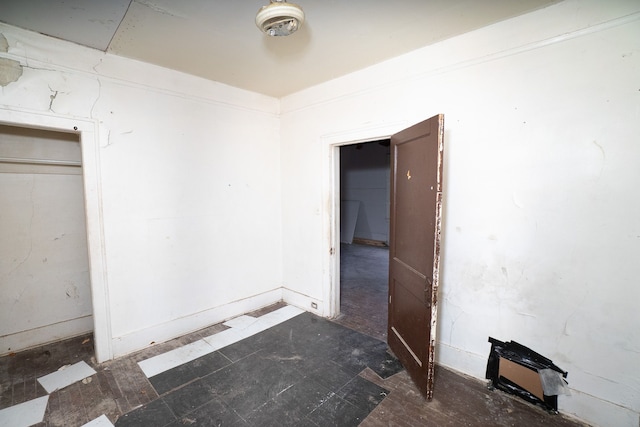 13057 Chelsea St, Detroit, MI 48213 - view of empty room