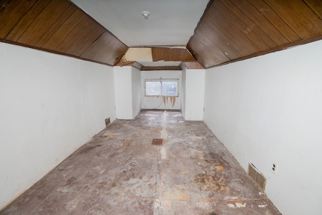 13057 Chelsea St, Detroit, MI 48213 - spare room featuring vaulted ceiling and visible vents