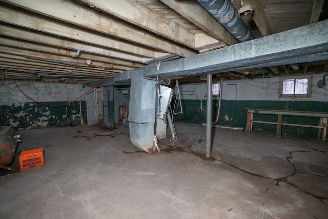 13057 Chelsea St, Detroit, MI 48213 - basement featuring heating unit