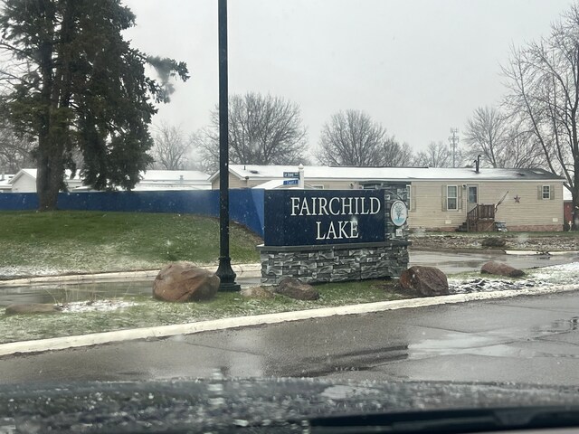 49407 Au Lac Dr E, Chesterfield, MI 48051 - view of community / neighborhood sign