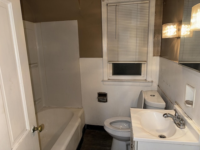 5566 Somerset Ave, Detroit, MI 48224 - full bath featuring toilet, vanity, and baseboards