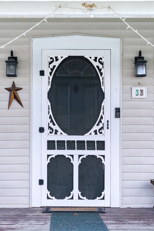 33 N Church St, Ortonville, MI 48462 - view of doorway to property