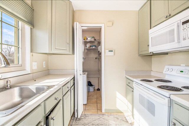 2302 W 14 Mile Rd, Royal Oak, MI 48073 - photo 23