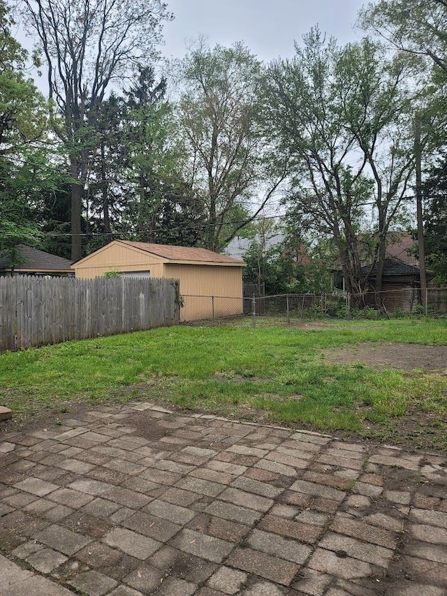 18639 Appoline St, Detroit, MI 48235 - view of patio